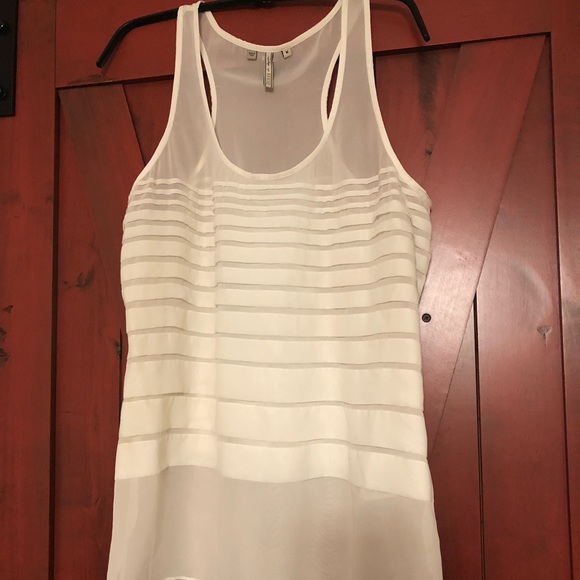 Sheer Guess Tank - Picture 2 of 5